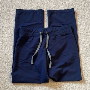 FIGS Livingston basic scrub pant